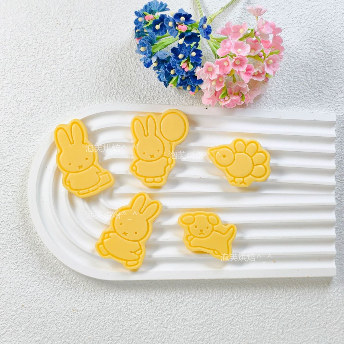 Cute 3D Press Cookie Mold with - Kitchen Appliances Packages recension och pris